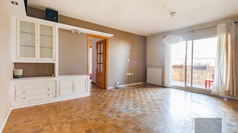 Foto 2 de Piso en venta en Calle de Méjico, Valleaguado - La Cañada, Coslada