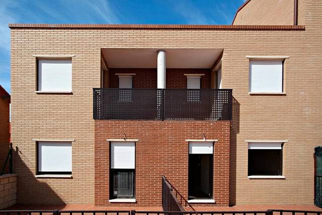 Casa adosada en Venta en Alesanco