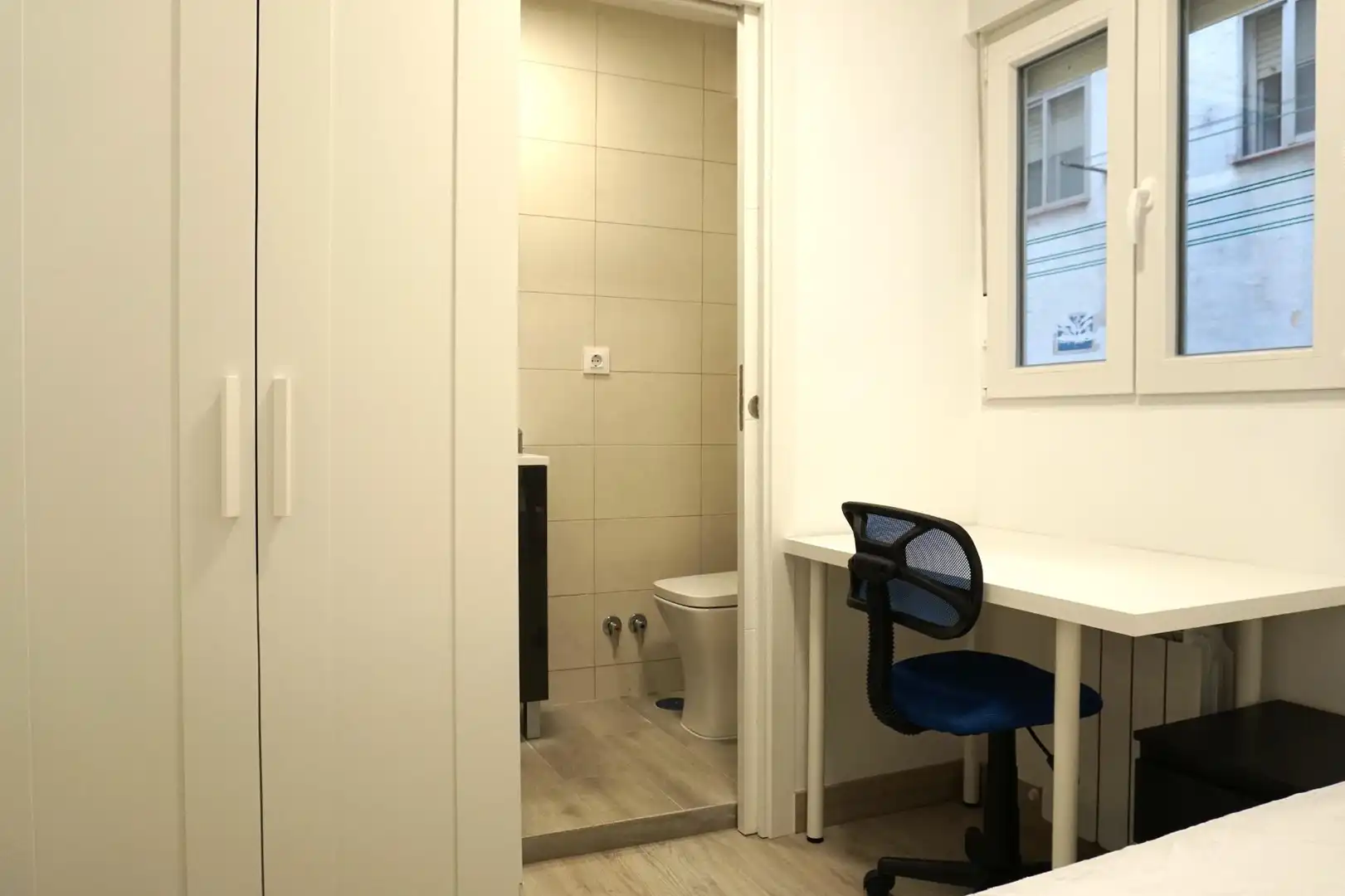 Room in Calle CAPITAN MENDEZ VIGO, 50, Santo Tomás
