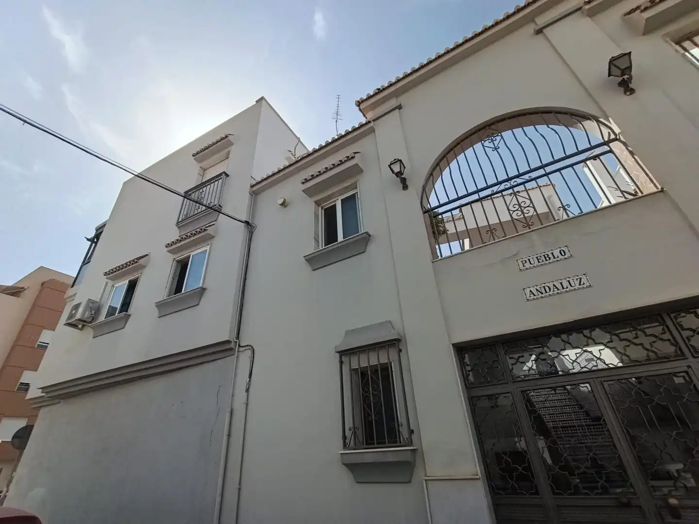 Vista exterior de Casa o xalet en venda en El Ejido amb Aire condicionat, Terrassa i Moblat