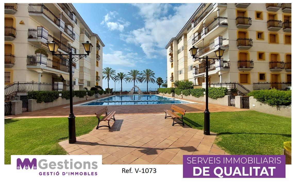 Vista exterior de Pis en venda en Calafell amb Aire condicionat, Calefacció i Terrassa