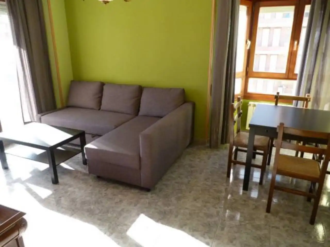 Sala de estar de Apartamento de alquiler en Noja con Calefacción, Amueblado y Piscina comunitaria