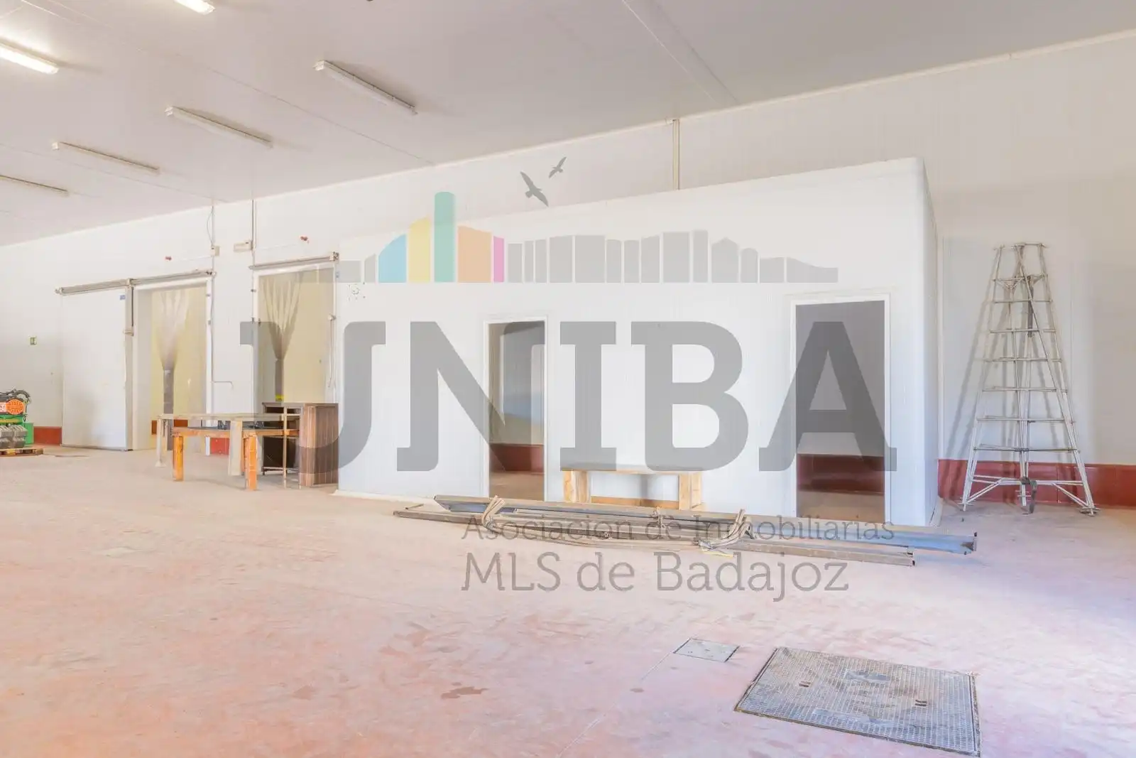 Industrial buildings for rent in La Garrovilla 