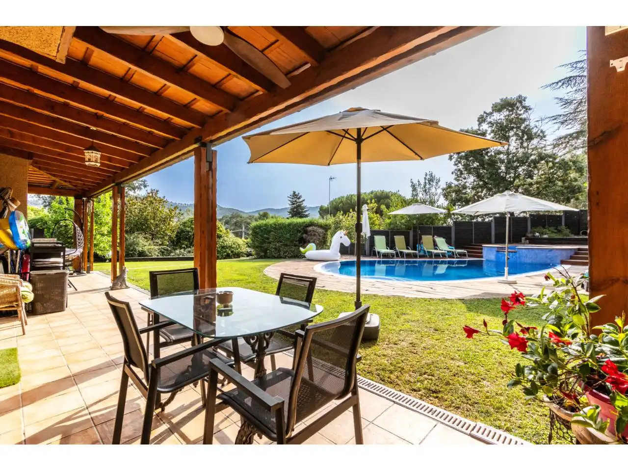 Terrassa de Casa o xalet en venda en Castellar del Vallès amb Aire condicionat, Calefacció i Jardí privat