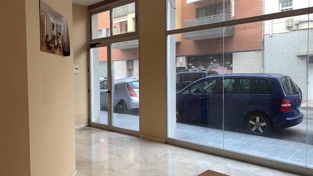 Local comercial en Alquiler en Carrer de Jaume Balmes en Sant Julià