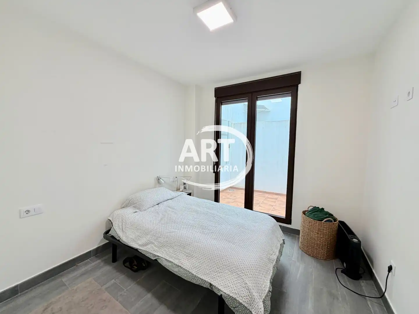 Bedroom of Flat for sale in L'Eliana  with Air Conditioner, Heating and Terrace