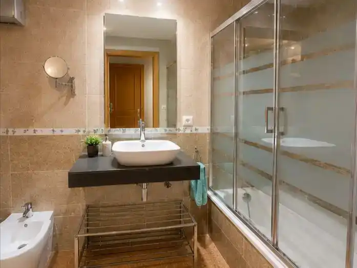 Badezimmer von Erdgeschoss zur Miete in Santa María del Camí