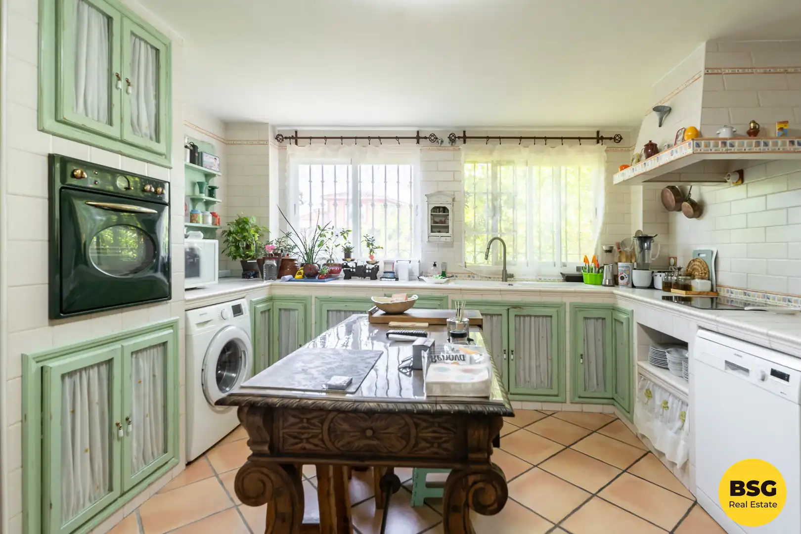 Cocina de Casa o chalet en venta en Rivas-Vaciamadrid con Aire acondicionado, Amueblado y Piscina comunitaria