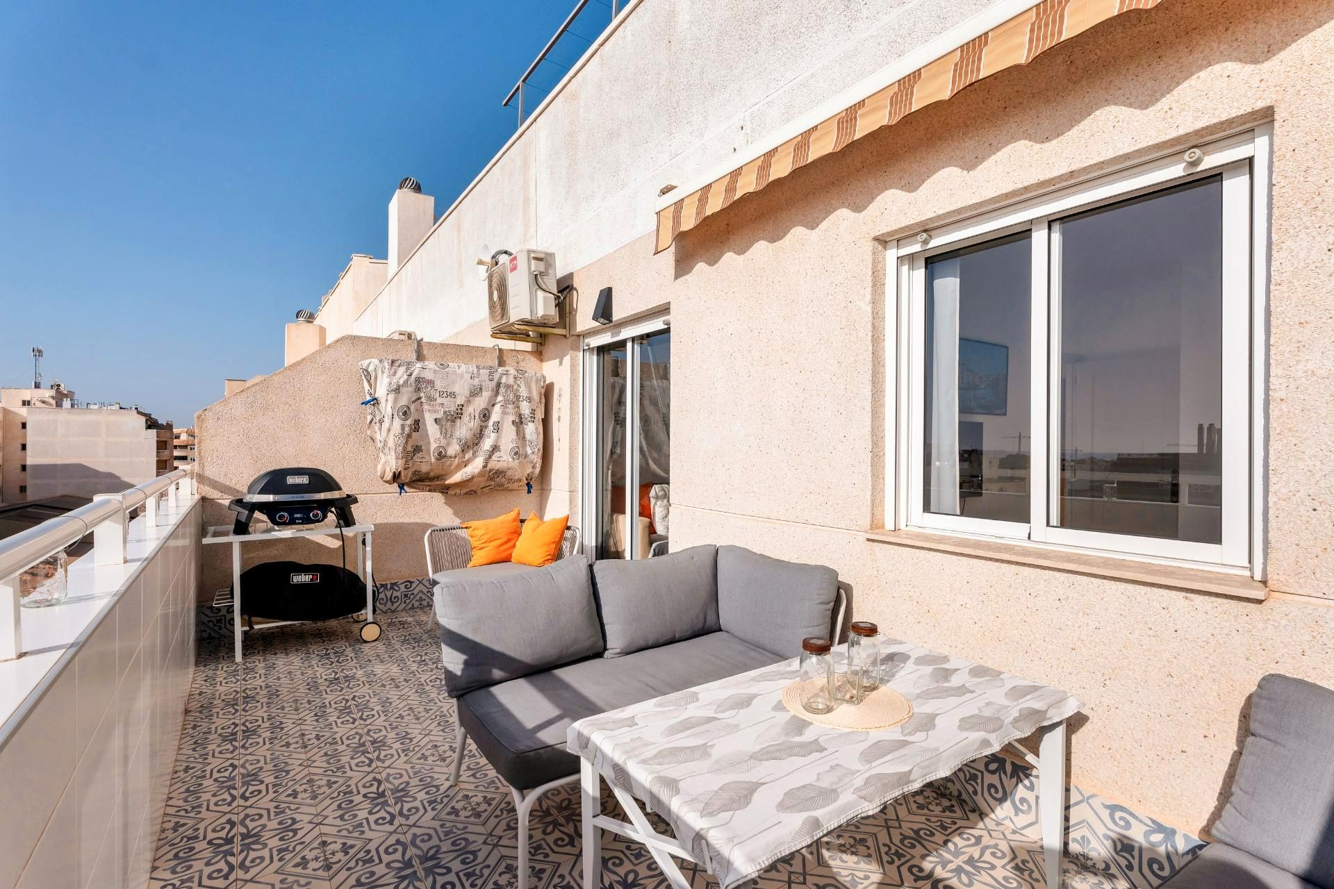 Terrace of Flat for sale in Torrevieja  with Furnished and Community pool