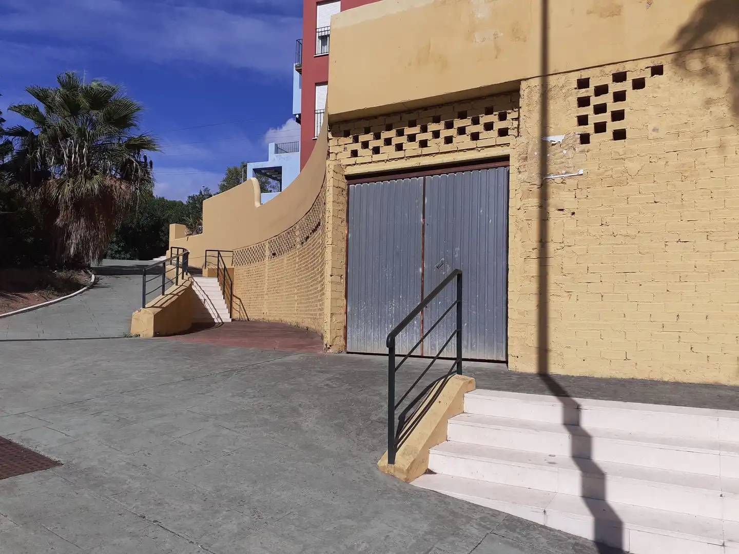 Business premises for sale in San Bernabé, imagen 3