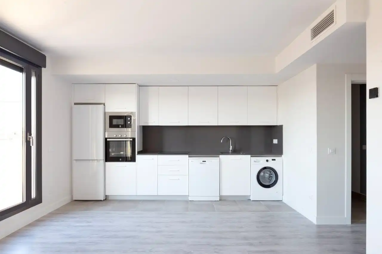 Flat for rent in LIBRA, Parla Este