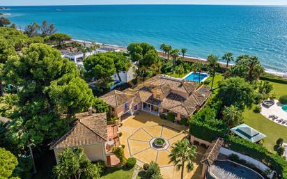 Garden of House or chalet for sale in Estepona  with Air Conditioner, Terrace and Swimming Pool