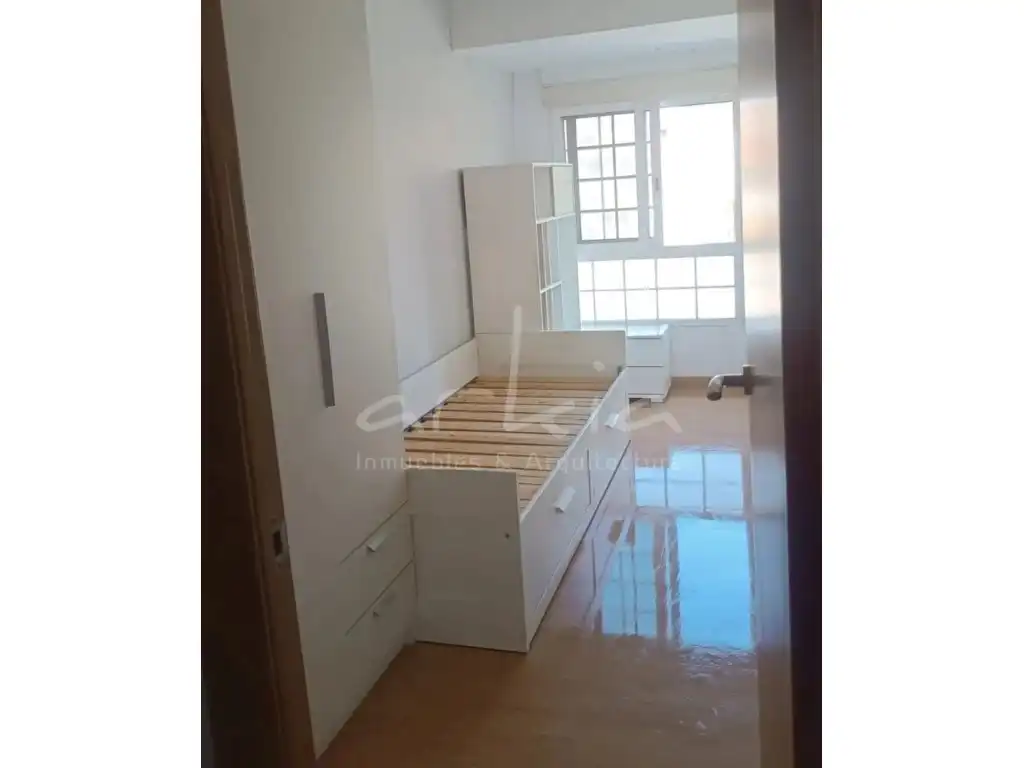 Habitación de Piso en venta en Xirivella con Balcón