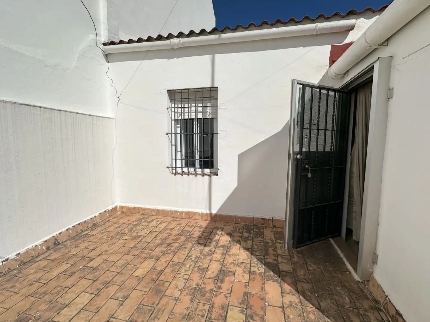 Terrace of Houses for sale in Dos Hermanas  with Terrace and Storage room