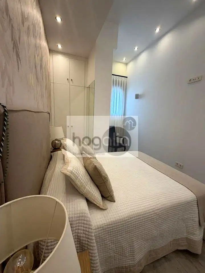 Habitación de Planta baja de alquiler en Sevilla con Aire acondicionado y Amueblado