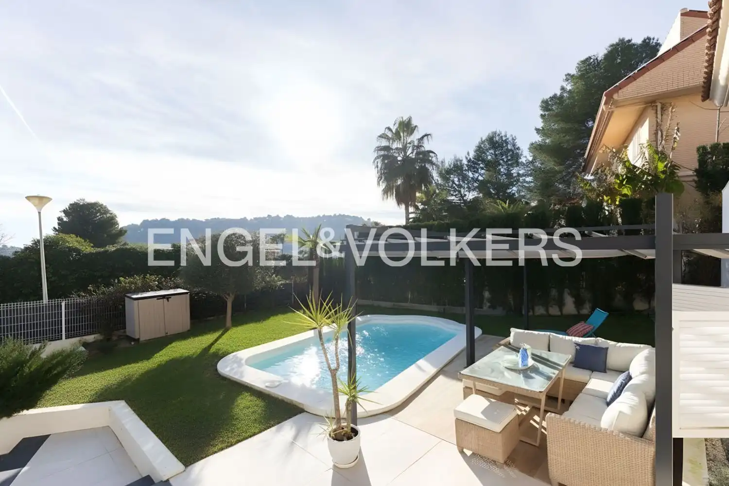 Terrassa de Casa o xalet de lloguer en Chiva amb Aire condicionat, Calefacció i Jardí privat