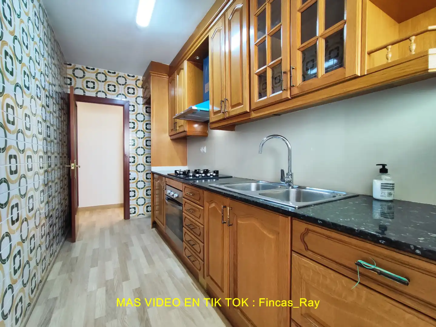Cocina de Piso en venta en Caldes de Montbui con Aire acondicionado, Calefacción y Horno