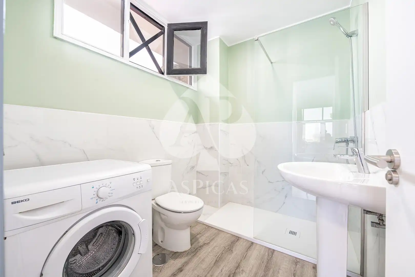 Bathroom of Ground floor for rent in San Bartolomé de Tirajana  with Terrace and Furnished