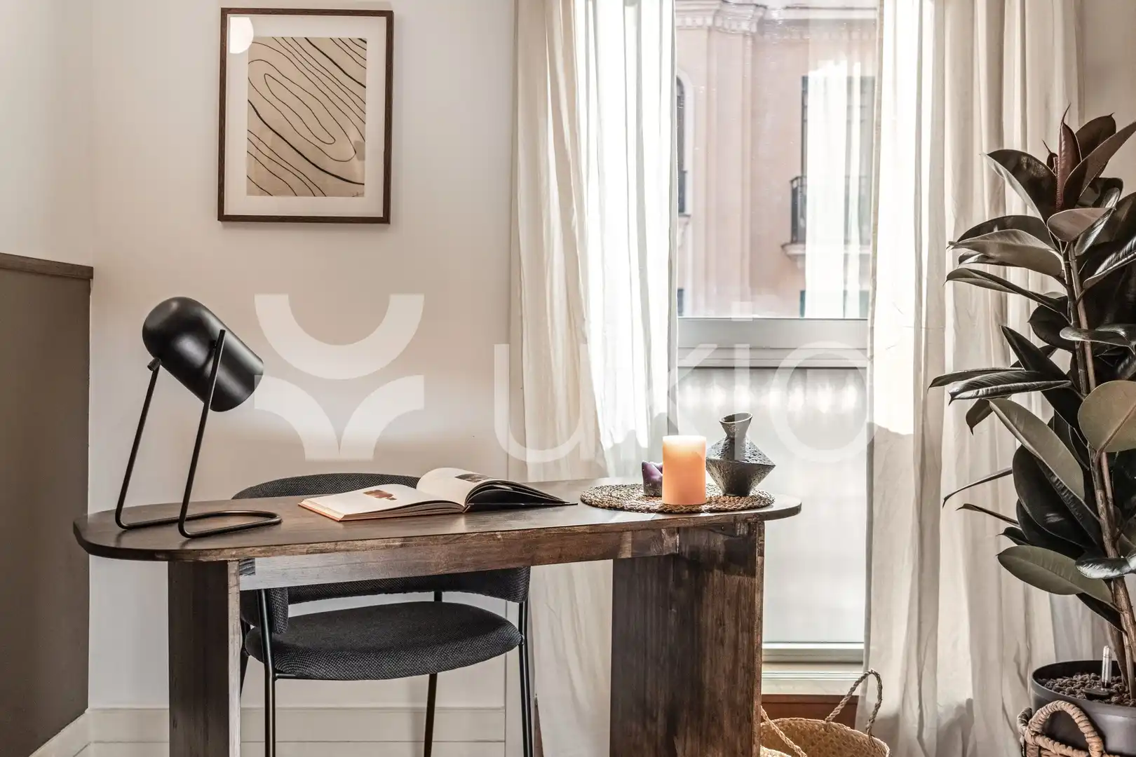 Habitación de Apartamento de alquiler en Madrid con Aire acondicionado, Calefacción y Amueblado