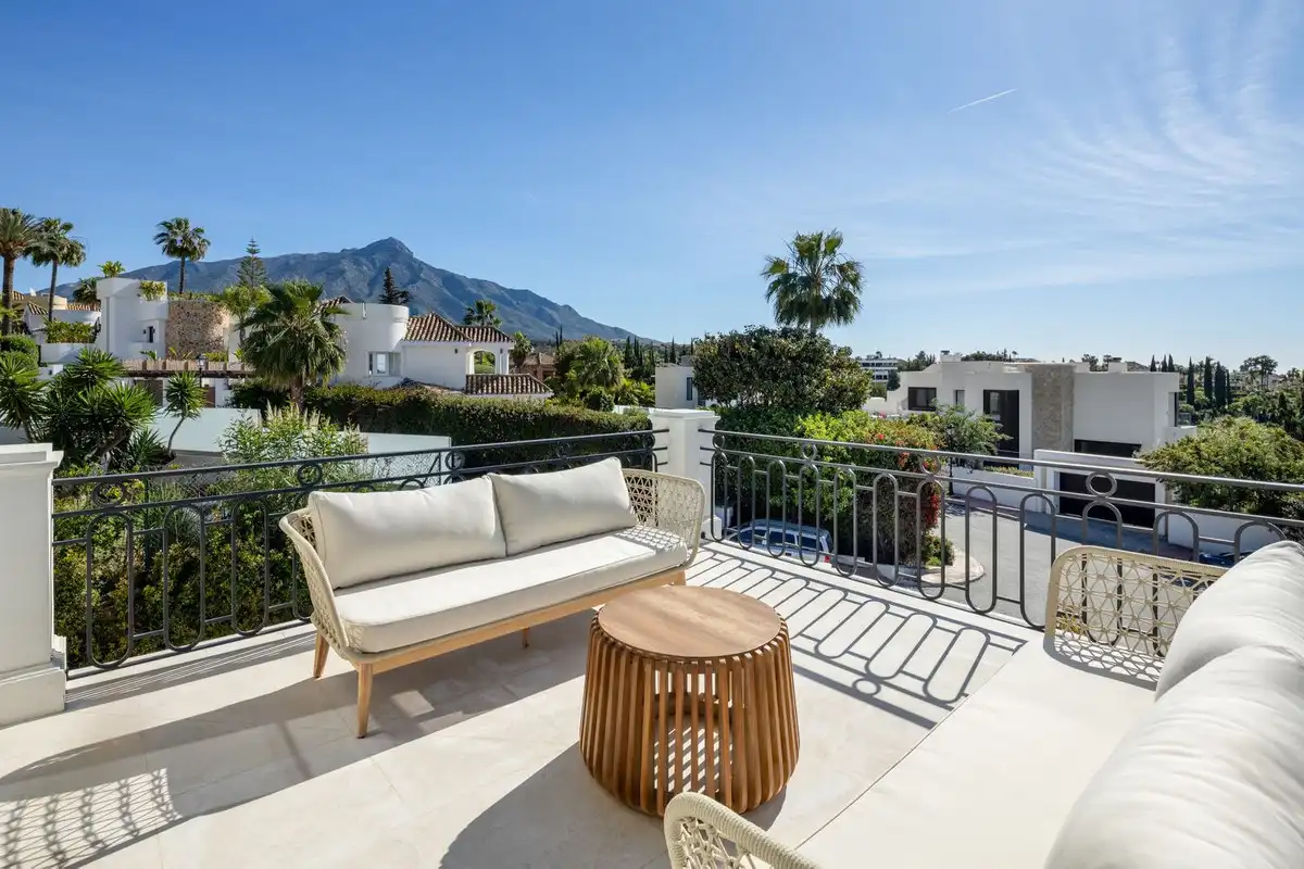 Xalet amb piscina en venda a Nueva Andalucía, imagen 4