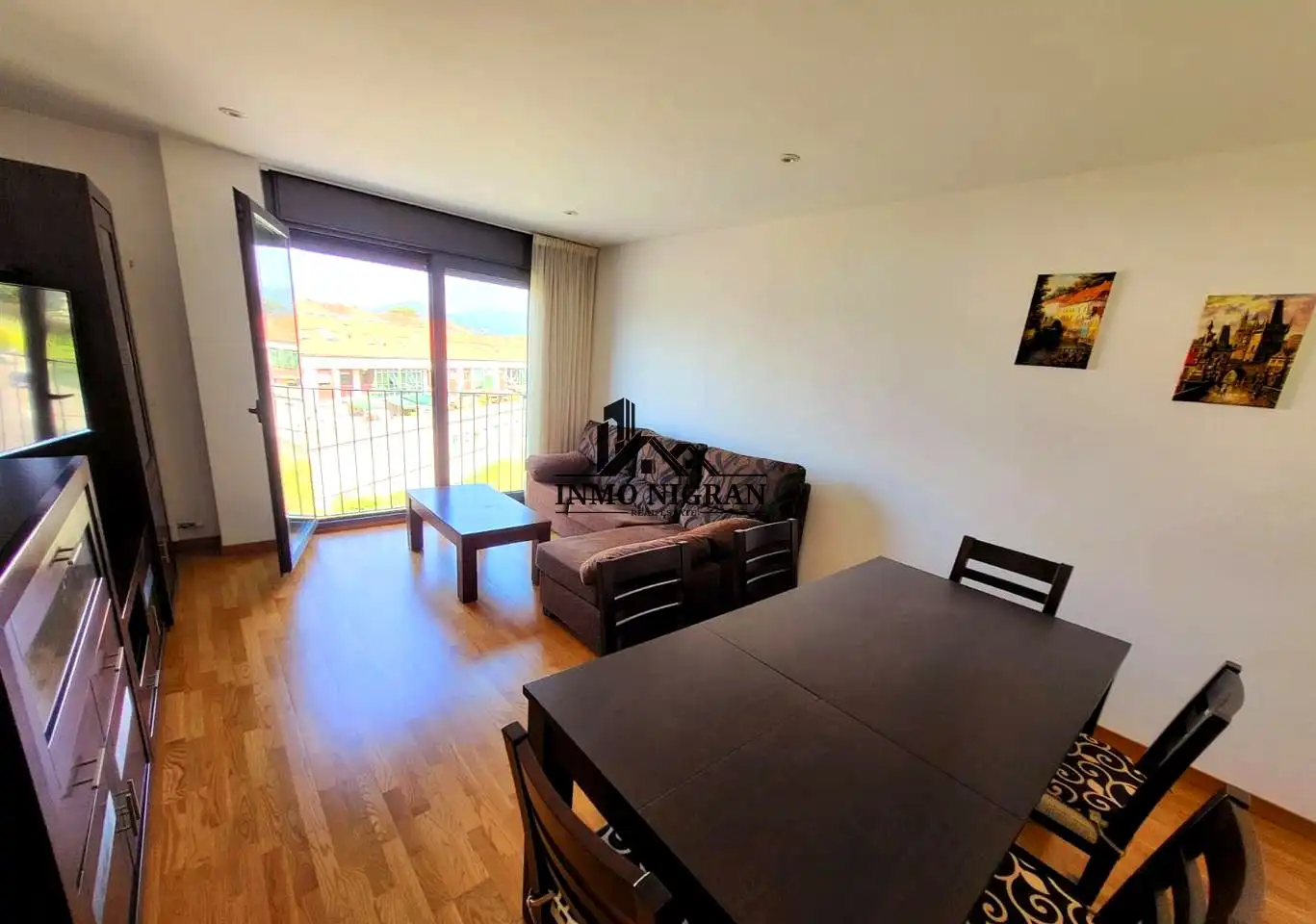 Sala de estar de Piso en venta en Baiona con Calefacción, Trastero y Amueblado