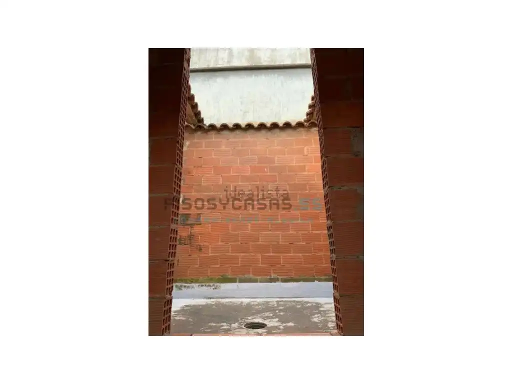 Vista exterior de Casa o xalet en venda en Turís amb Terrassa i Balcó