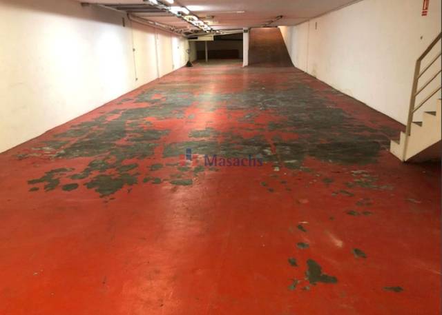 Local comercial en Alquiler en Vila de Gràcia