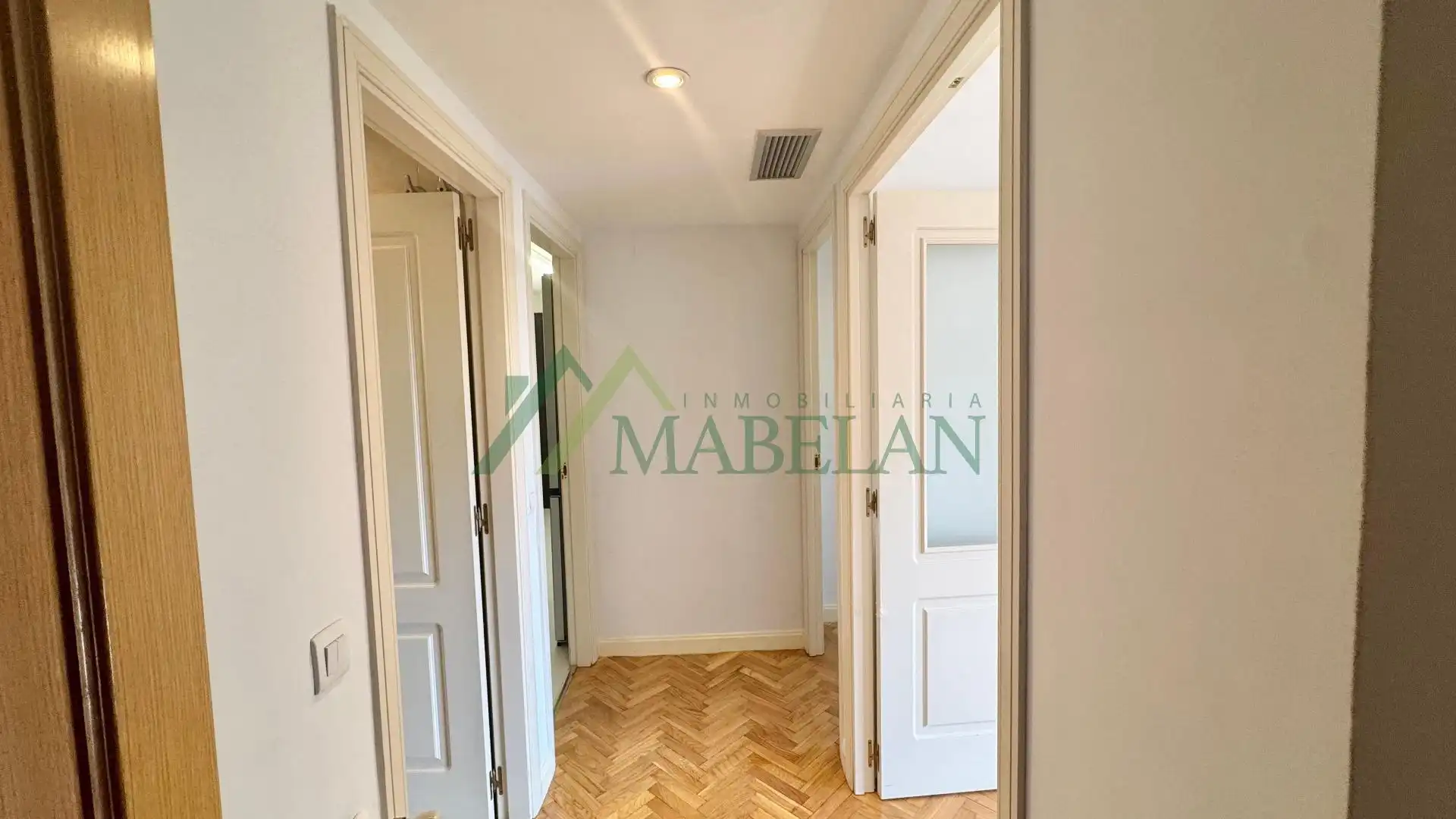 Piso de alquiler en Las Rozas de Madrid con Calefacción, Parquet y Piscina comunitaria