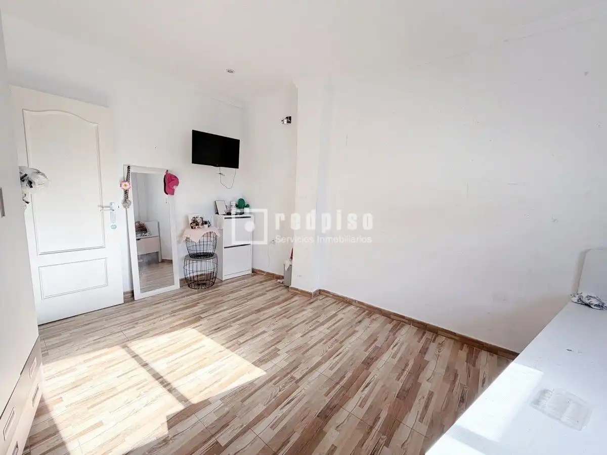 Dormitori de Casa o xalet de lloguer en Málaga amb Aire condicionat i Terrassa