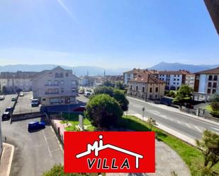 Vista exterior de Àtic en venda en Bárcena de Cicero amb Terrassa