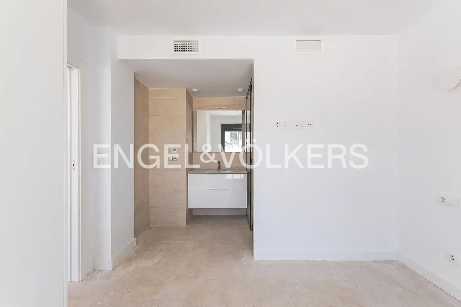 Piso en venta en Dénia con Aire acondicionado, Calefacción y Jardín privado
