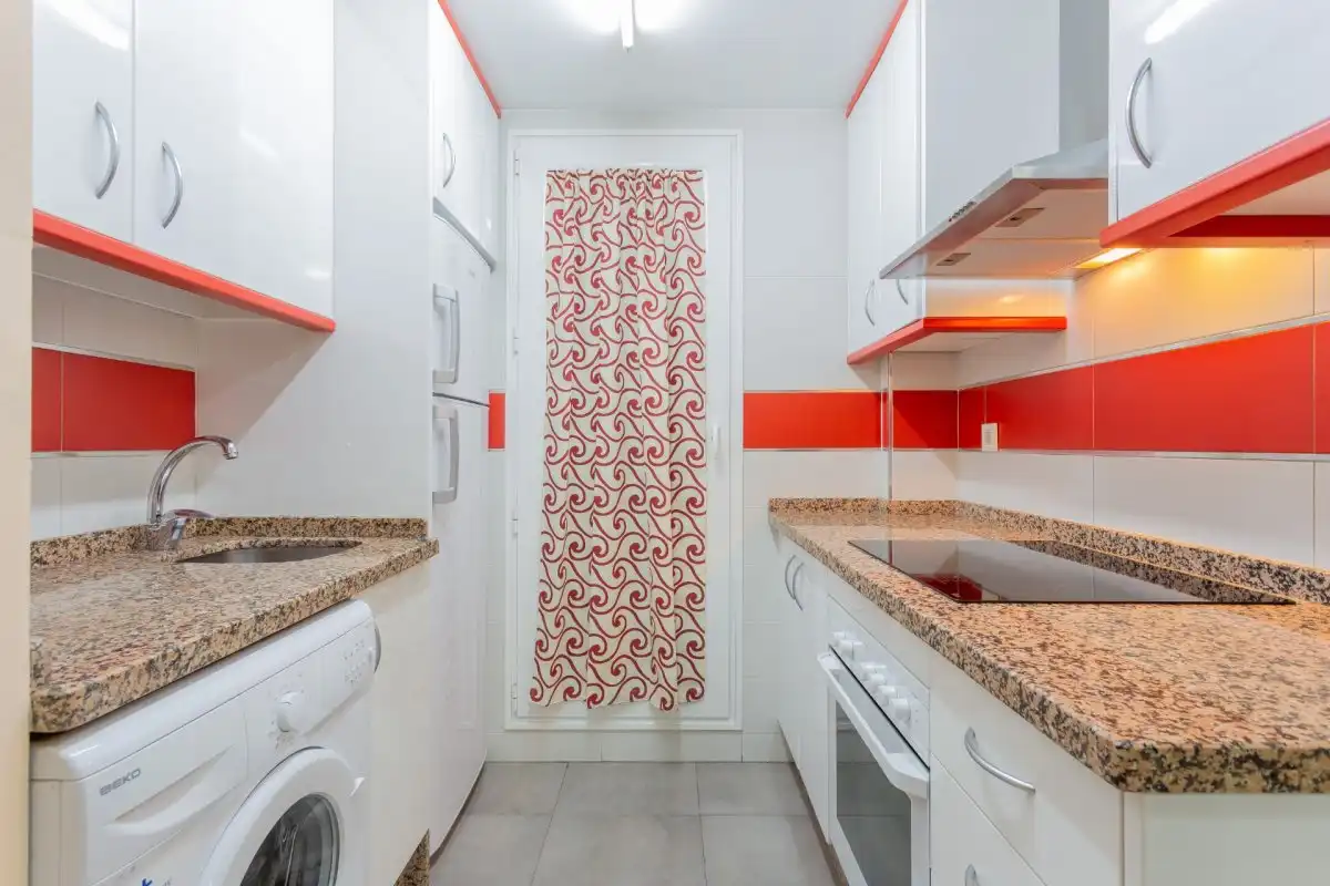 Küche von Wohnung zur Miete in Granada mit Klimaanlage, Heizung und Möbliert