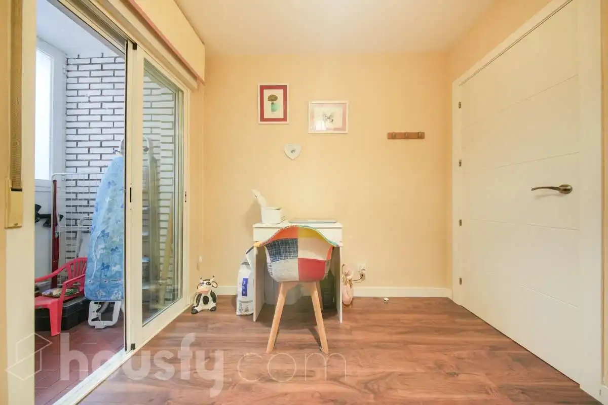 Bedroom of Flat for sale in Usera