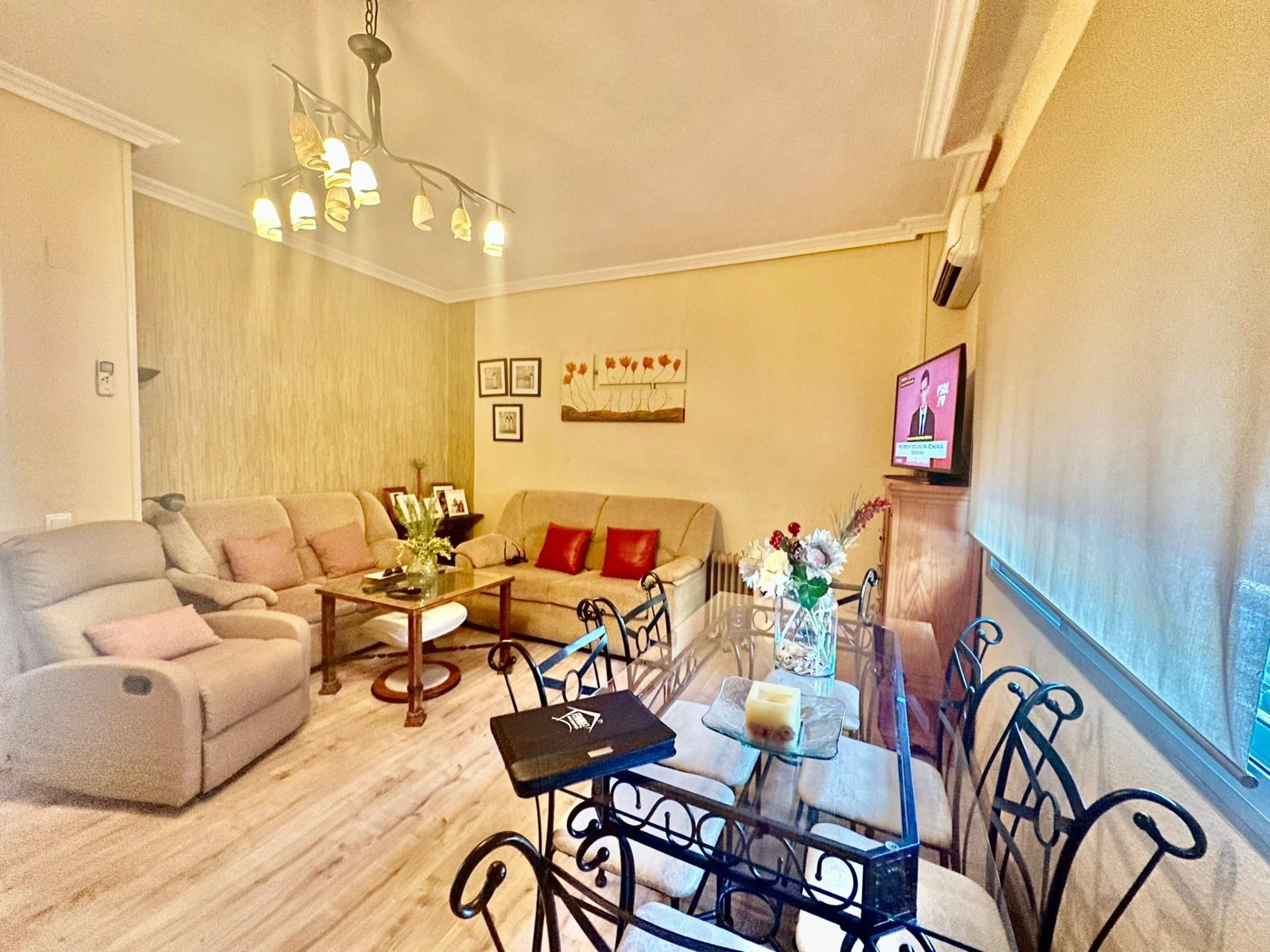 Sala de estar de Piso en venta en Cáceres Capital con Aire acondicionado, Calefacción y Terraza
