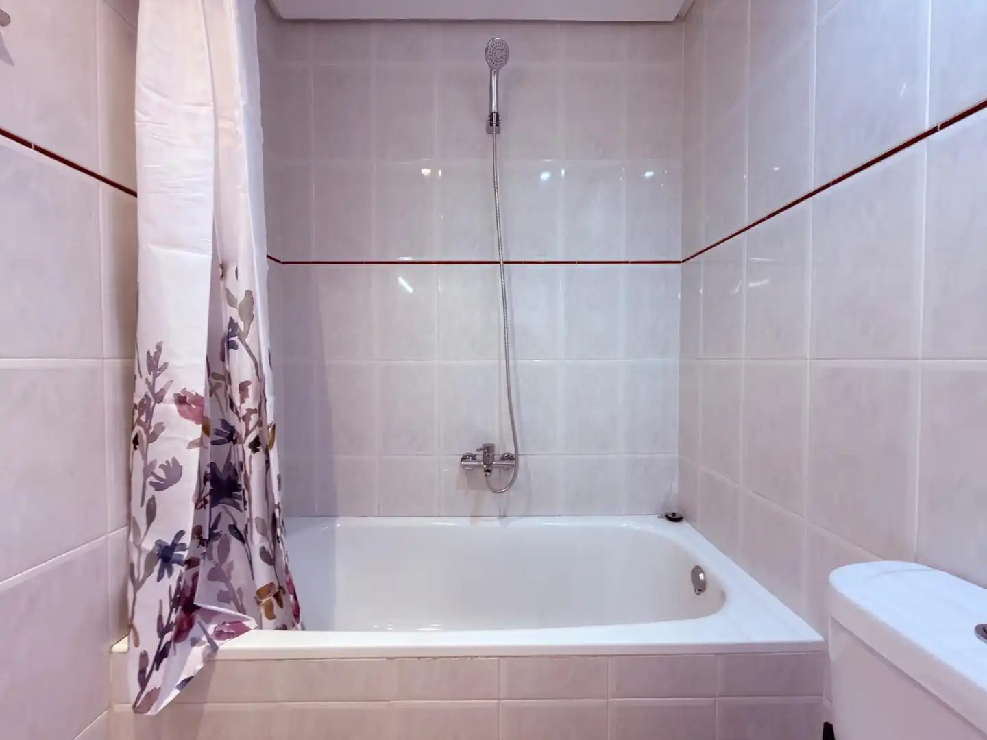 Bany de Apartament en venda en Alicante / Alacant amb Aire condicionat i Moblat