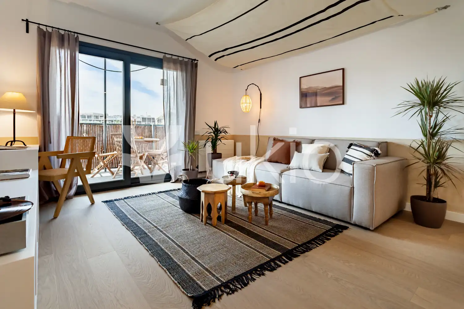 Wohnzimmer von Wohnungen zur Miete in Barcelona mit Klimaanlage, Terrasse und Möbliert