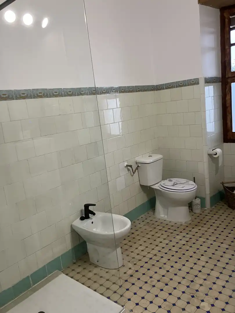 Baño de Apartamento de alquiler en Benassal con Amueblado, Horno y Microondas