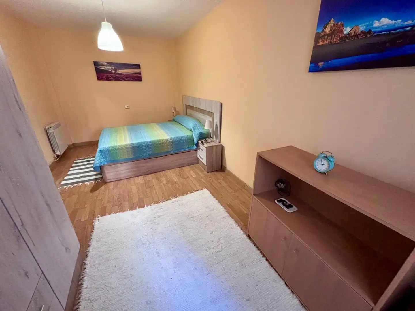 Habitación de Piso en venta en Gijón  con Calefacción, Parquet y Amueblado