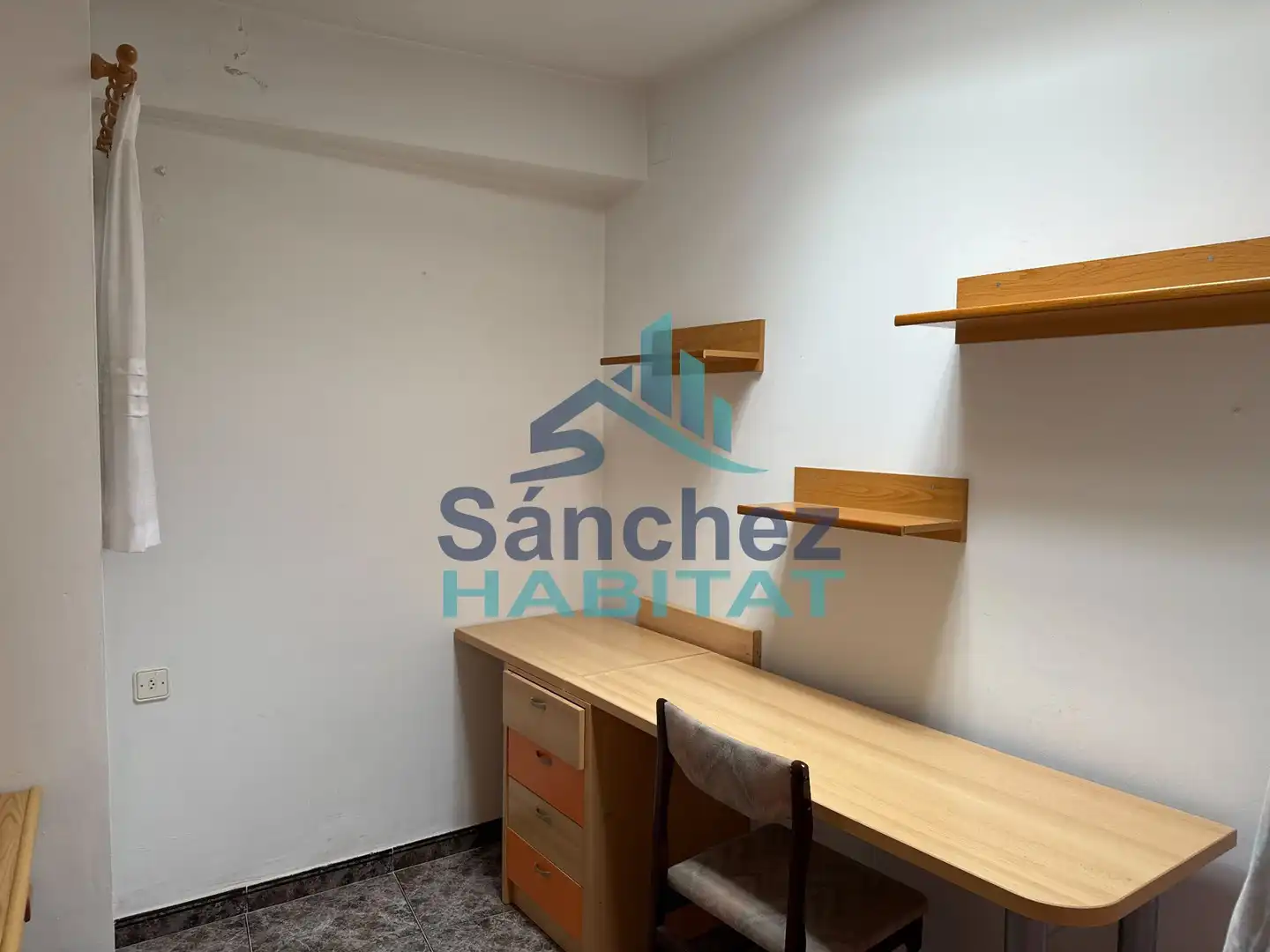 Habitación de Finca rústica en venta en Aras de los Olmos con Terraza