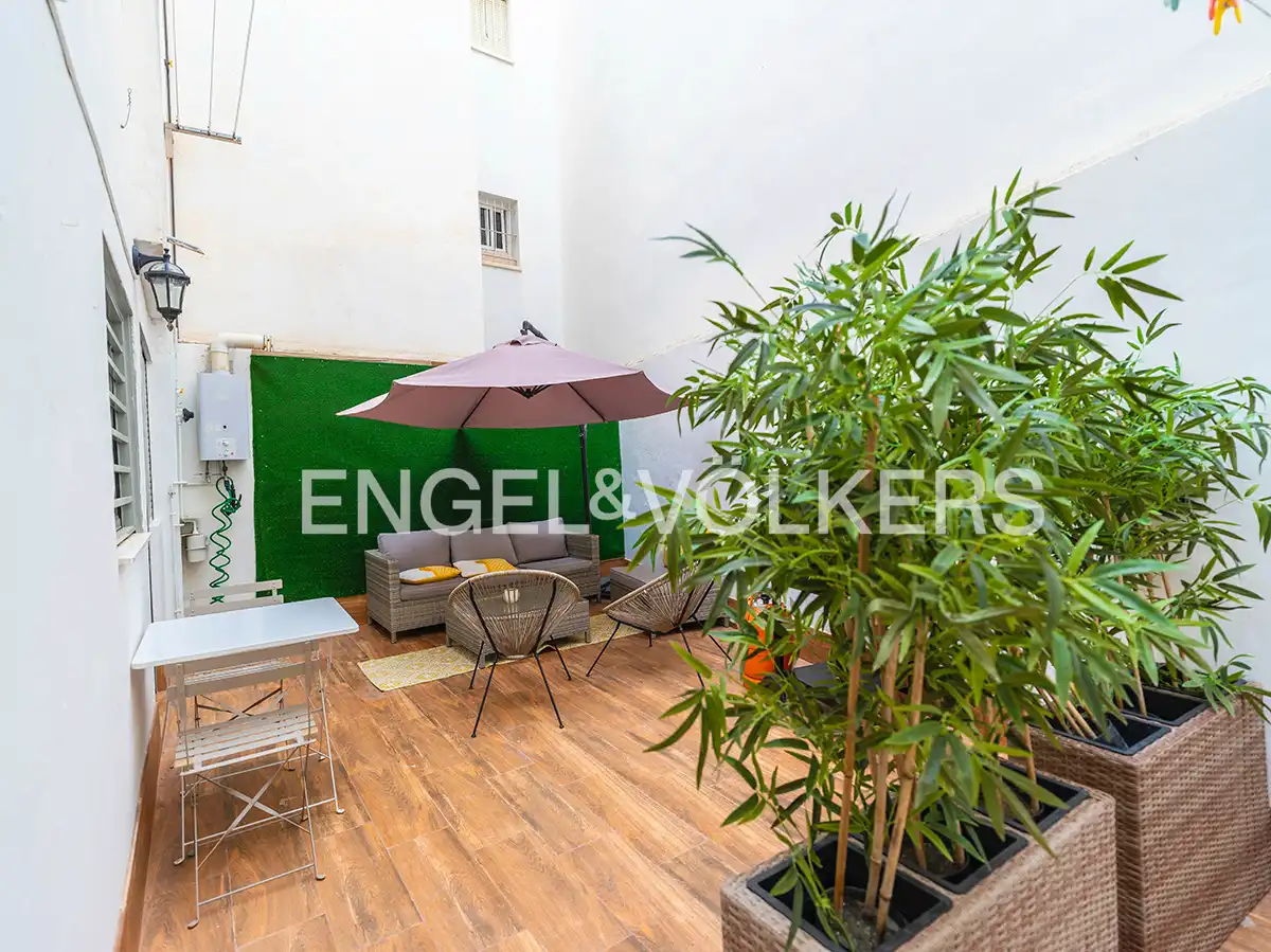 Piso con ascensor en venta en Calle Enriqueta Ortega, imagen 2