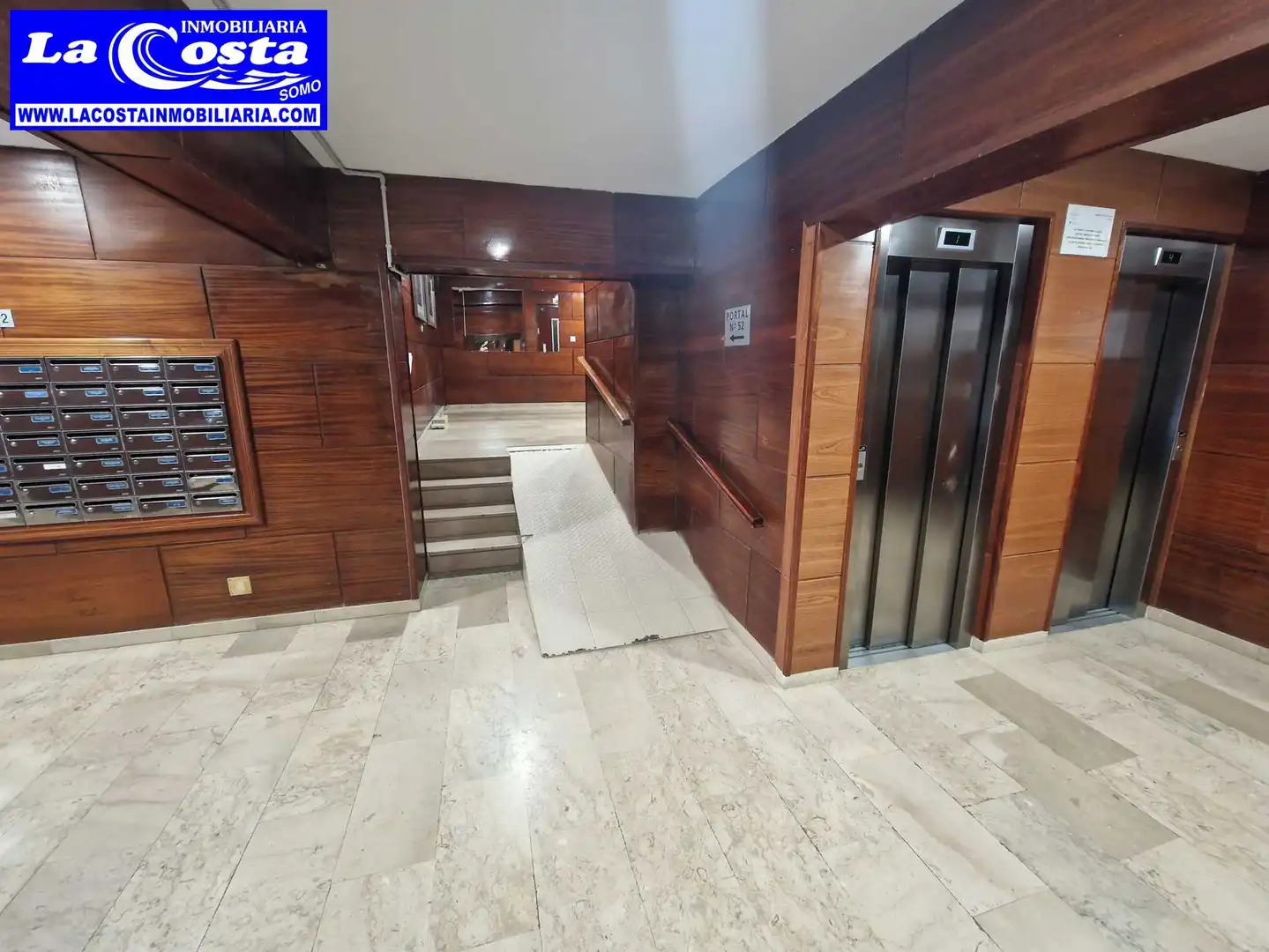 Flat for sale in Santander  with Parquet flooring, Oven and Washing machine