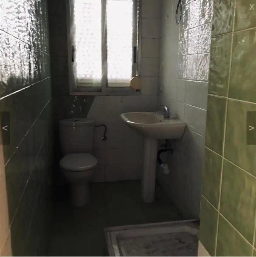 Bathroom of Flat for sale in Bembibre  with Heating, Storage room and Balcony