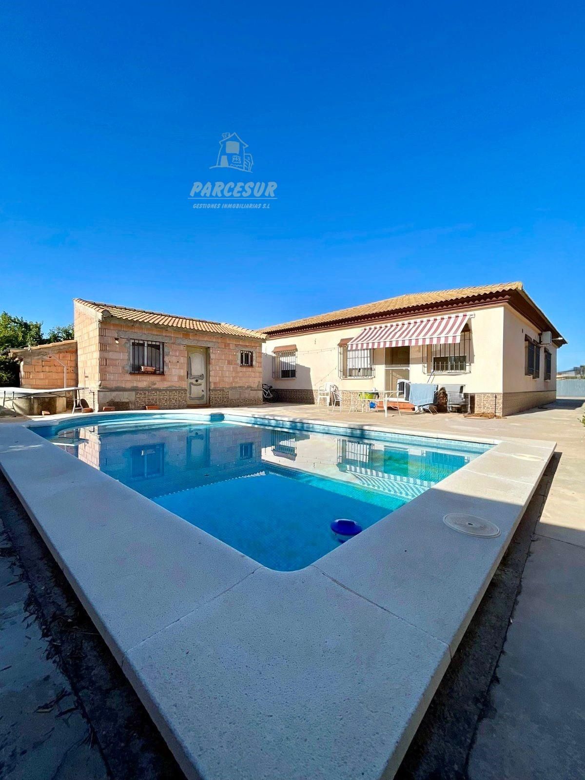 Piscina de Casa o chalet en venta en  Córdoba Capital con Trastero y Piscina