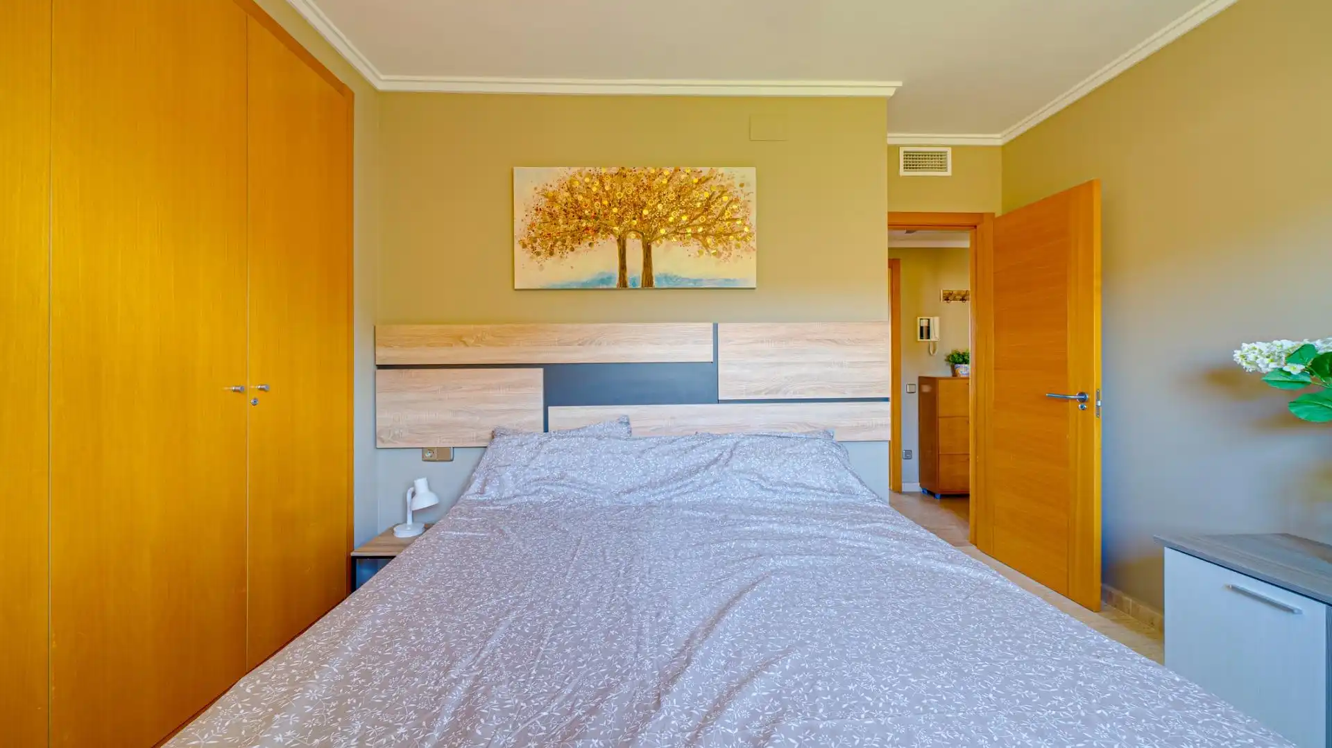Attic for rent in Calle Ponent, Las Azaleas - Alkadir