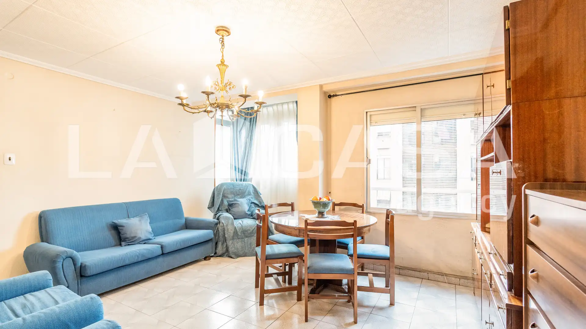 Sala de estar de Piso en venta en  Valencia Capital con Balcón