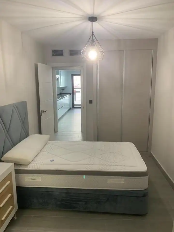 Habitación de Piso en venta en Melilla con Aire acondicionado
