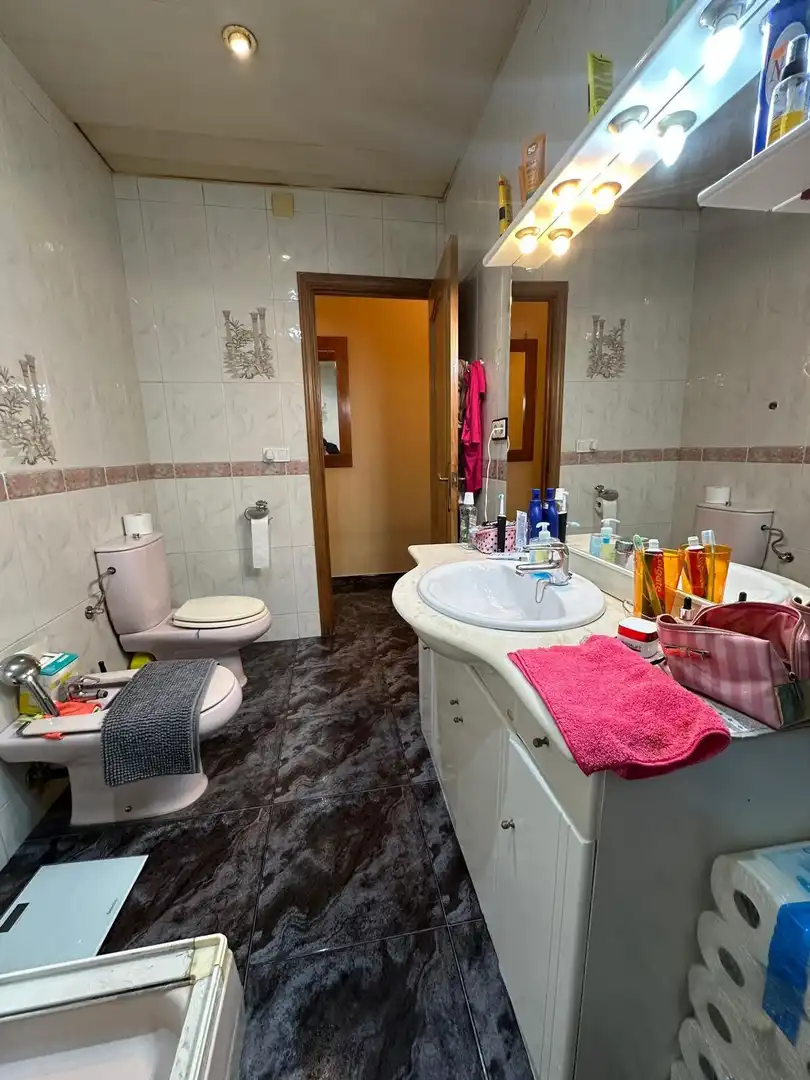 Bany de Casa o xalet en venda en Sabadell