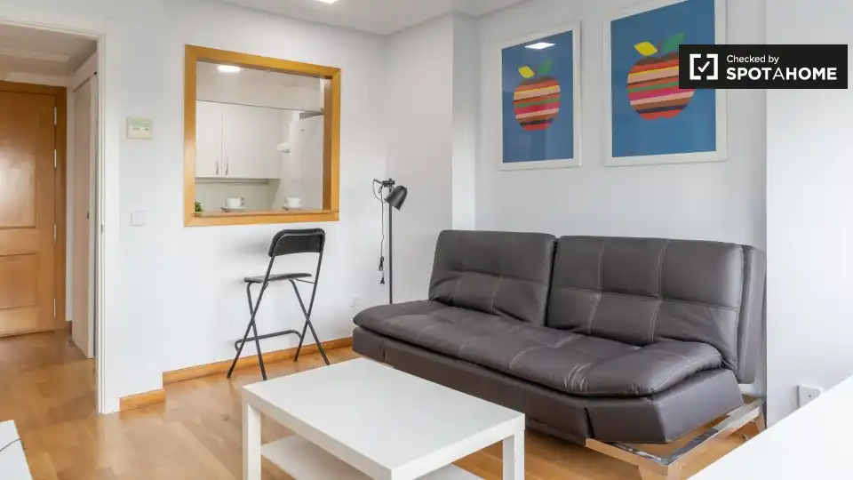 Wohnung zur Miete in Ciudad Lineal