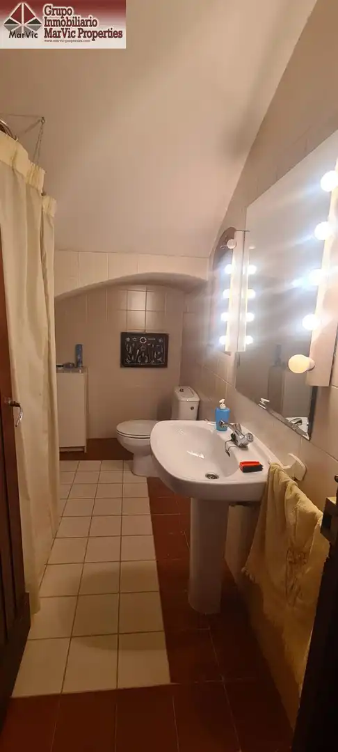 Bathroom of Houses for sale in Sella  with Terrace and Furnished