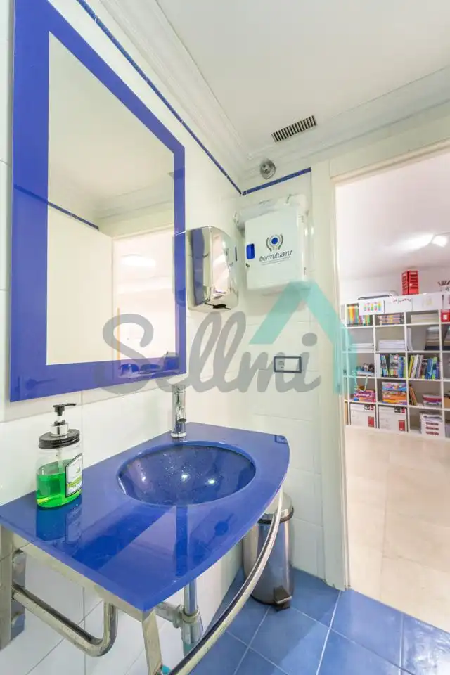 Local comercial de lloguer a Manuel Pedregal, imagen 53